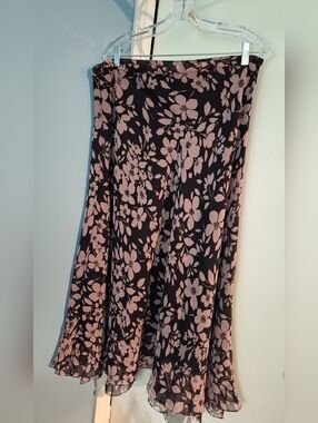 Vintage Midi Sara Jane Plus Flowy Black And Lilac Purple  Floral Skirt Size 2x